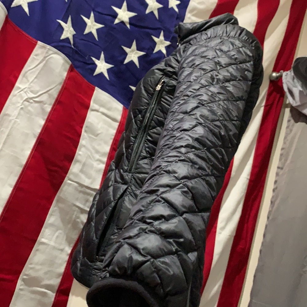 Lululemon Lightweight Jacket - image 6